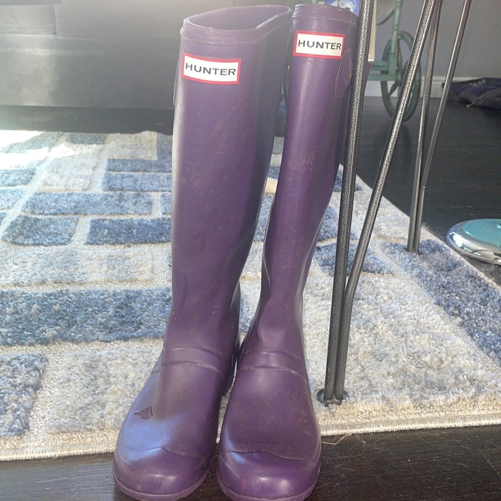 Women’s tall HUNTER rain boots